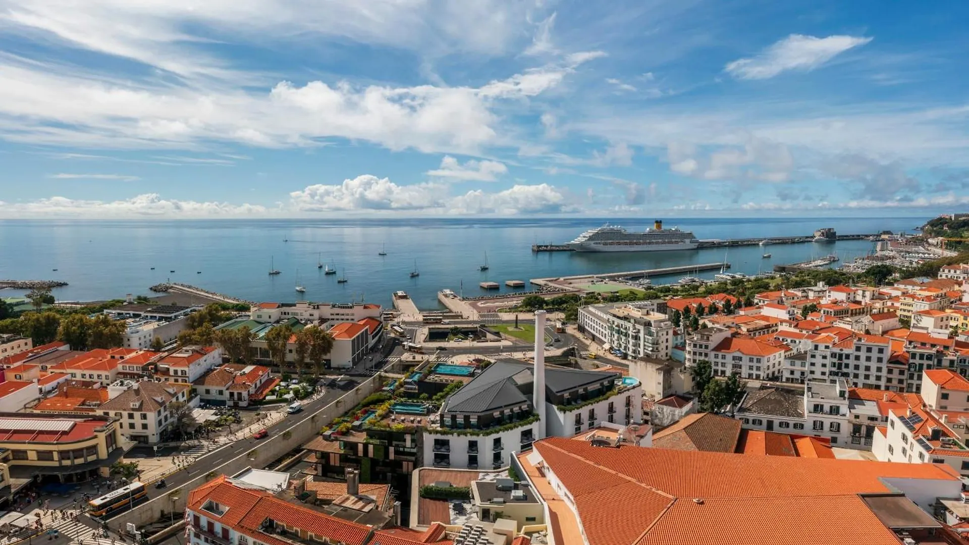 Savoy Insular Loft By An Island Apart Funchal Portugália