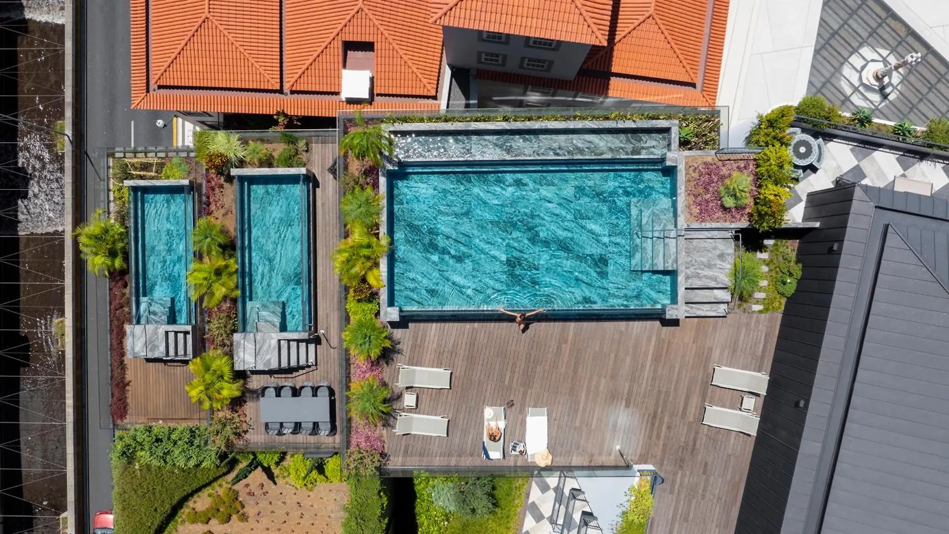 Savoy Insular Loft By An Island Apart Funchal Daire