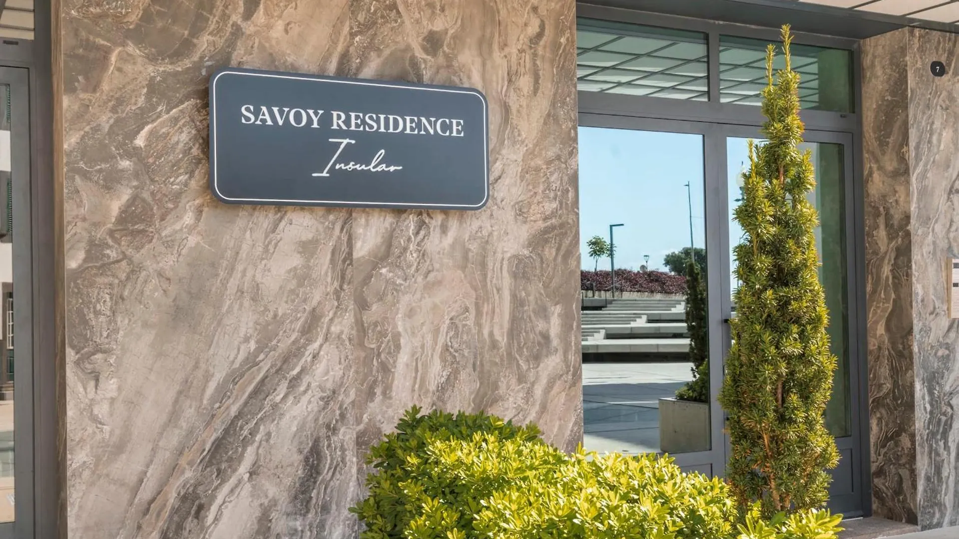Savoy Insular Loft By An Island Apart Funchal Portugália