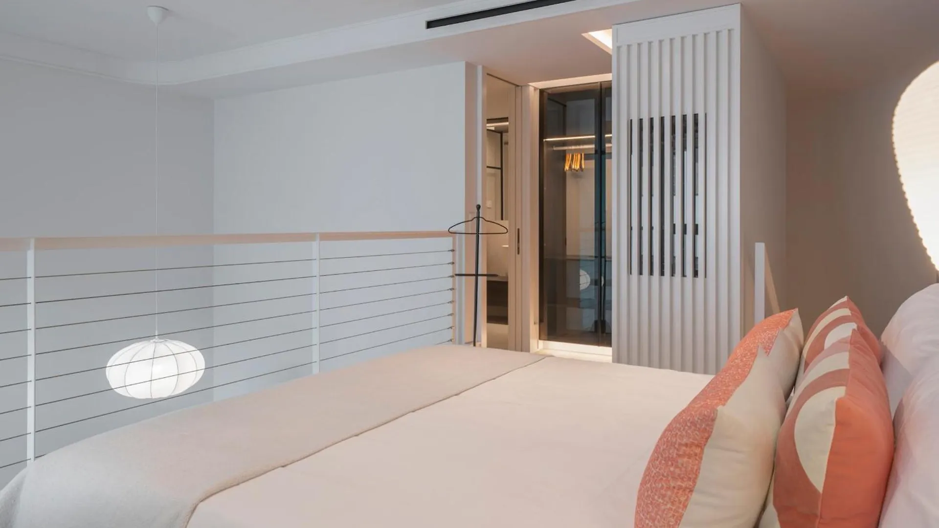Savoy Insular Loft By An Island Apart Funchal 0*,  Portekiz