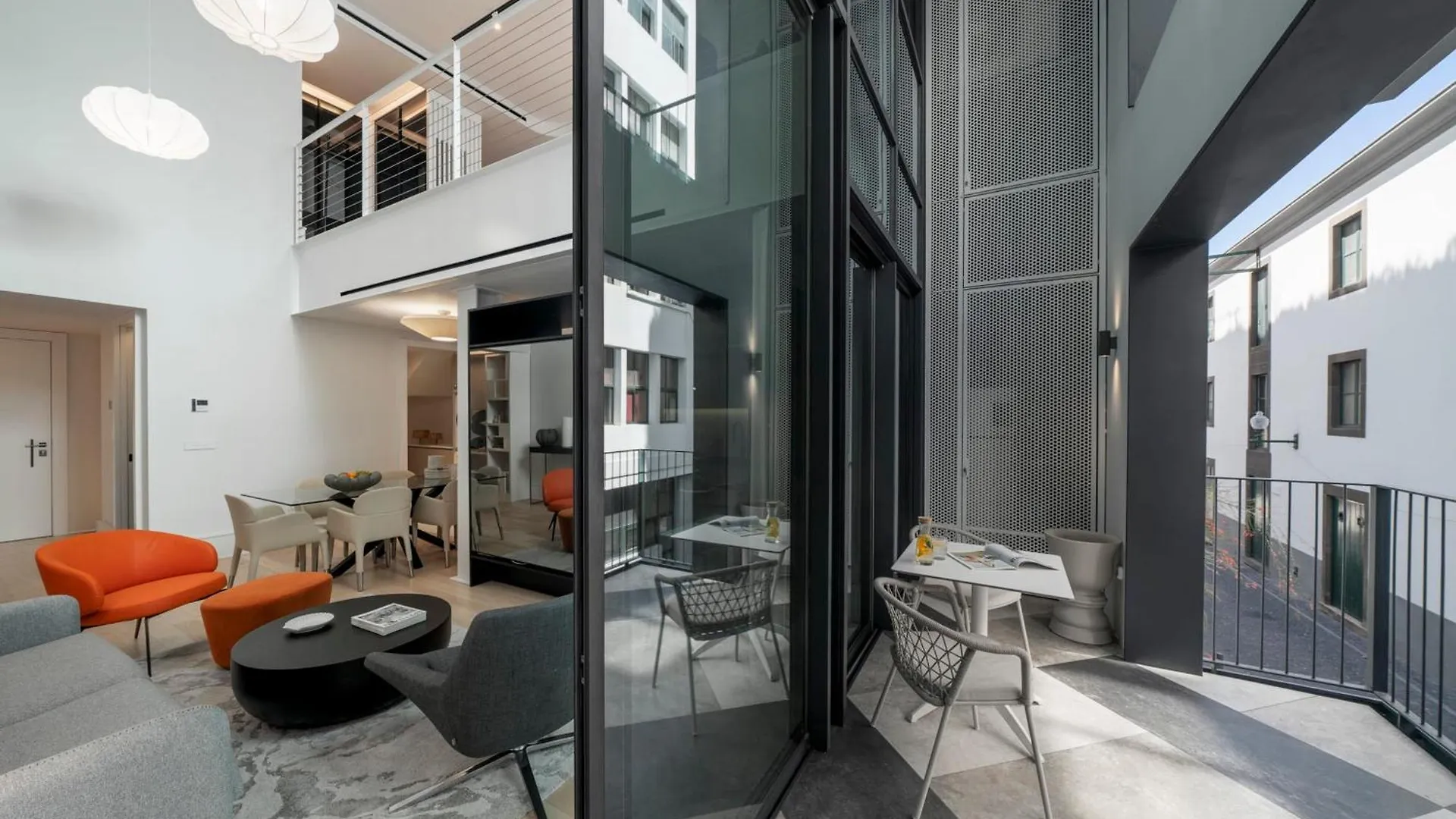 Savoy Insular Loft By An Island Apart Funchal Portekiz